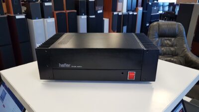 Lõppvõimendi Hafler DH-200
