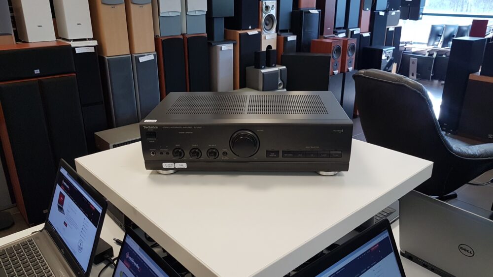 Võimendi Technics SU-V500