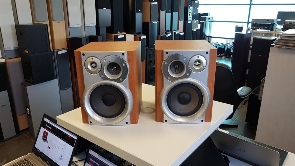Philips FB MZ7 kõlarid