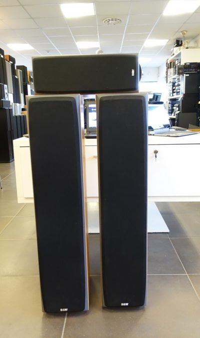 Bowers & Wilkins DM309 põrandakõlarid ja keskkõlar LCR3