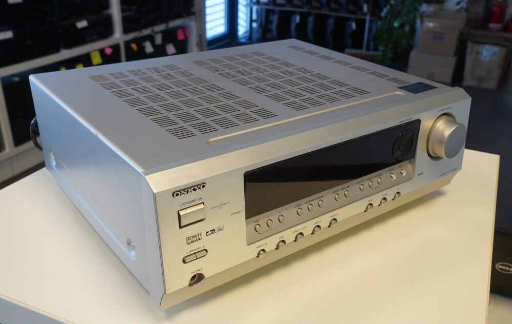 Onkyo TX-SR304e ressiiver