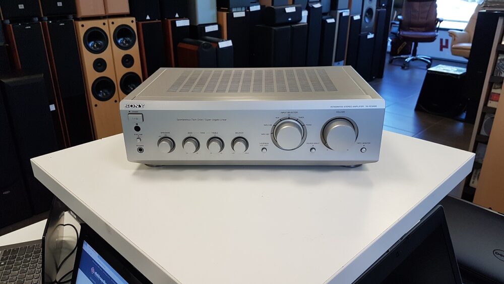 Võimendi Sony TA-FE520R