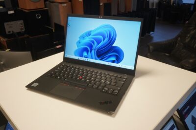 Lenovo X1 Carbon 8 Gen defektiga
