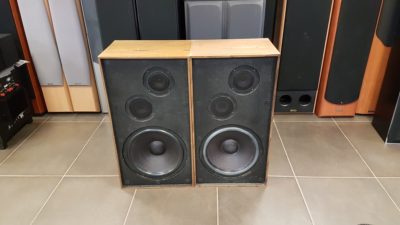 Retrokõlarid Akai SA-1200