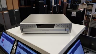 5 CD-mängija Sony CDP-CE375