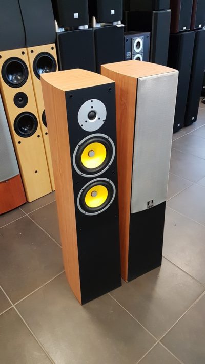mindTech T-6 põrandakõlarid
