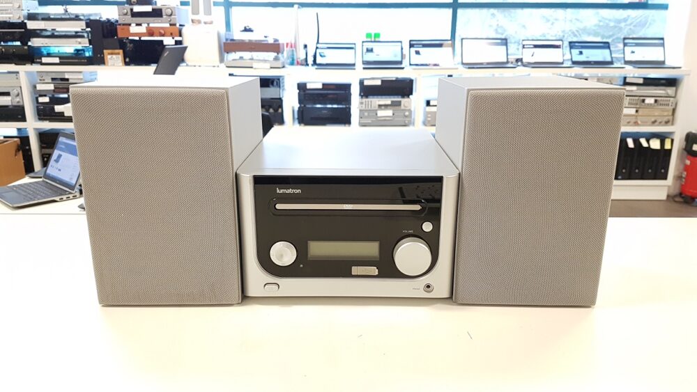 Multimeediakeskus Lumatron MCD-171