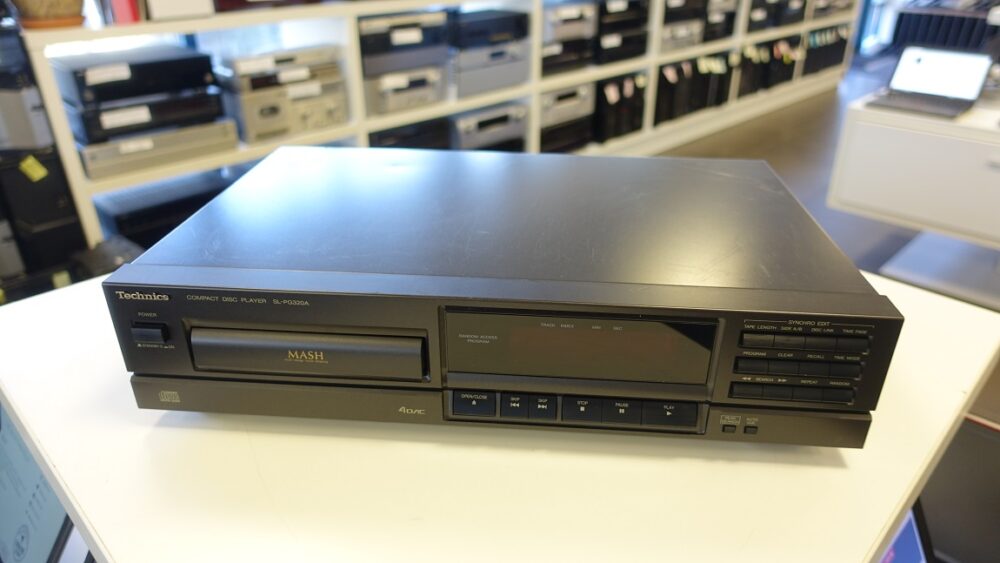 CD-mängija Technics SL-PG320A