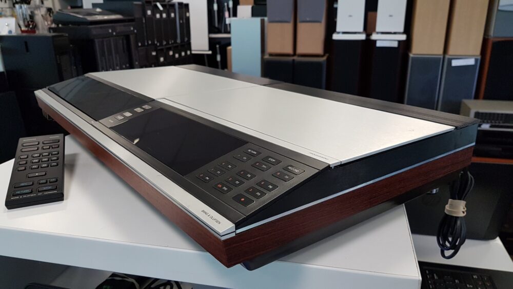Bang & Olufsen BeoCenter 7700