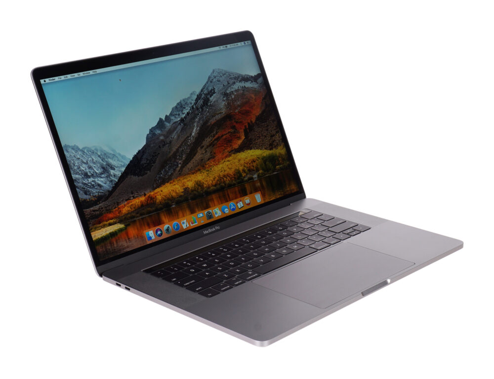 Apple MacBook Pro (2018) Radeon A1990 i7