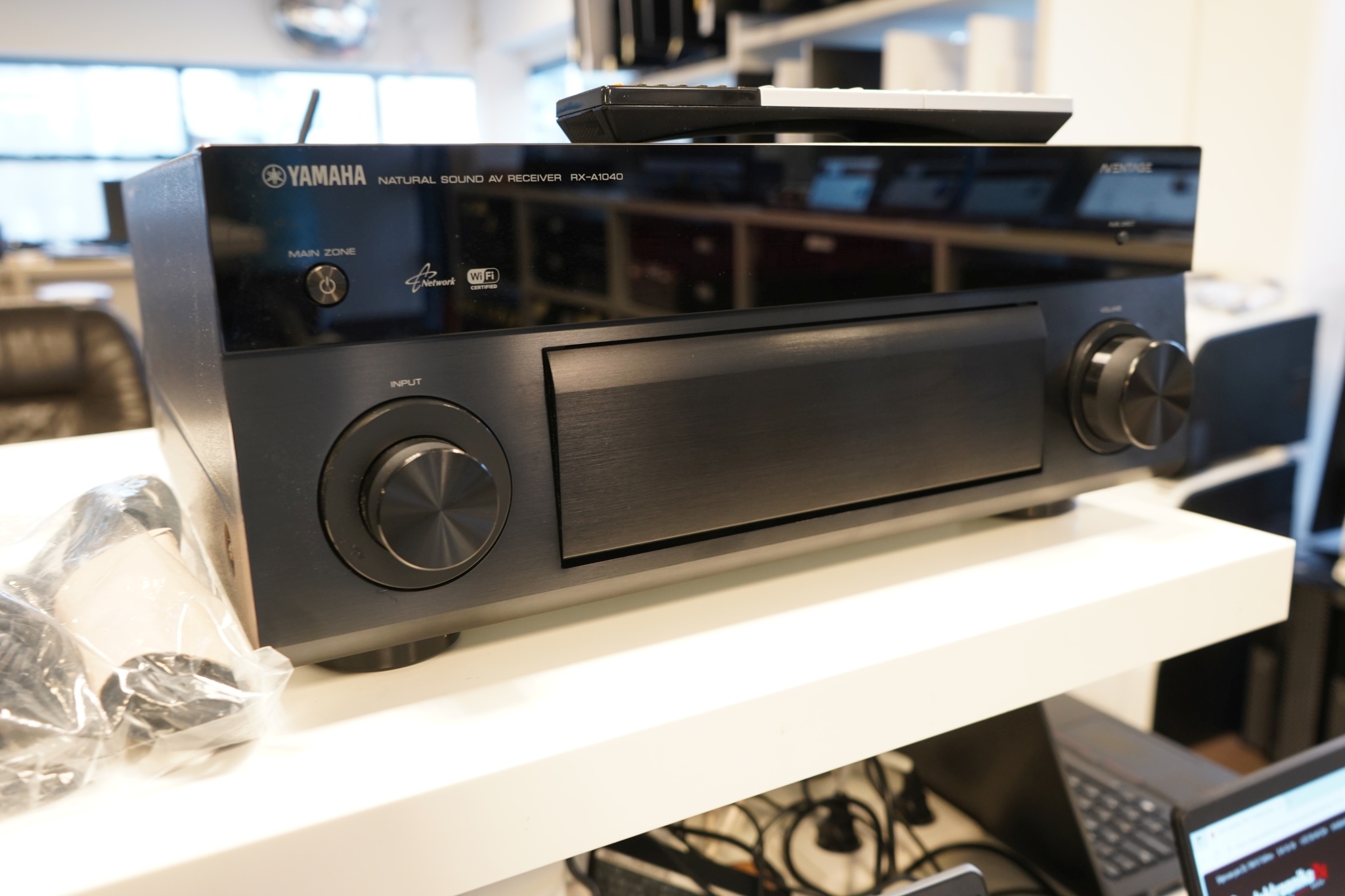 7.2 Kodukino ressiiver Yamaha RX-A1040 Aventage - Image 2