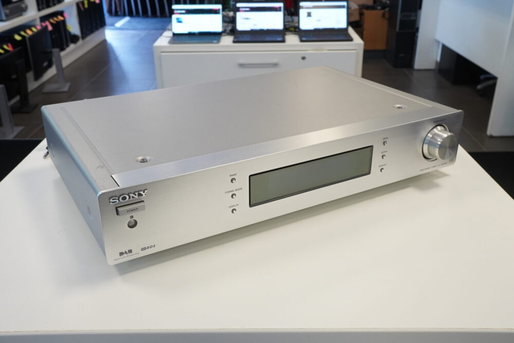 Tüüner Sony ST-SDB900