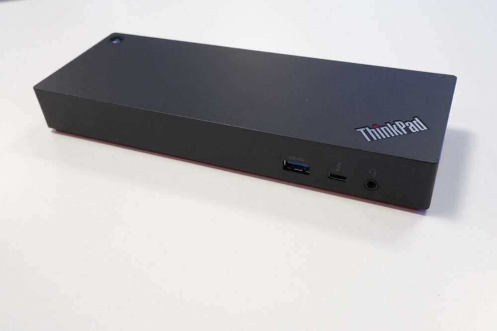 Lenovo Thinkpad Thunderbolt 3 dock gen2 + Lenovo 135W adapter