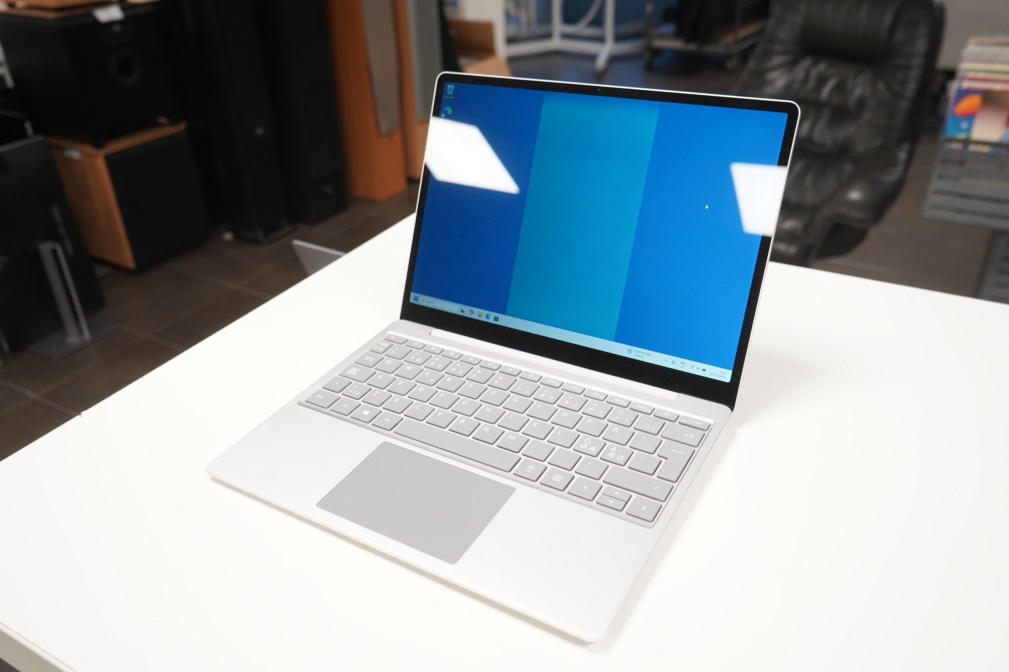 Microsoft Surface Go 1943, defektne - Image 5