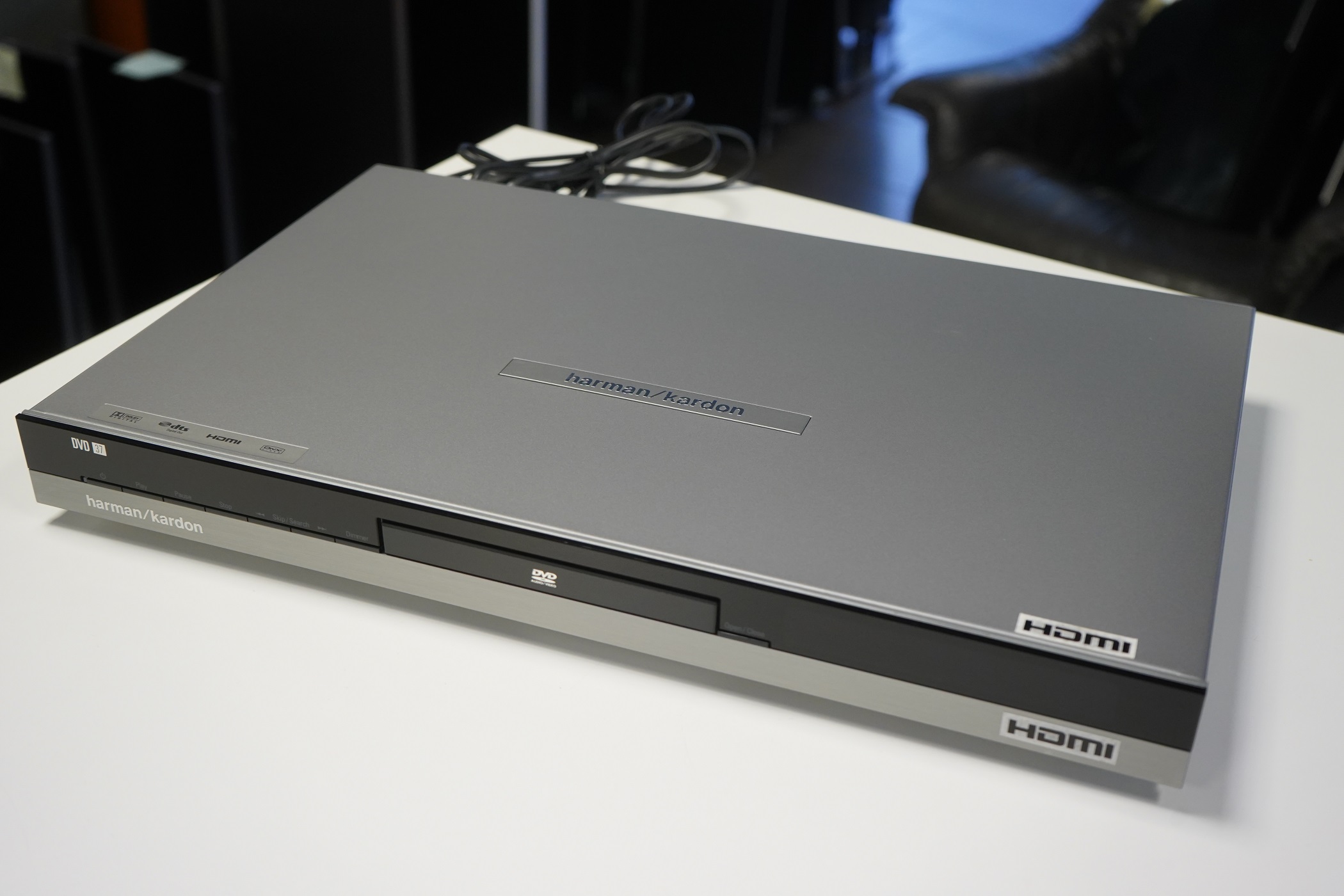 Harman Kardon DVD 37/230 DVD-mängija