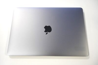 Apple MacBook Air 13-inch, M1, A2337