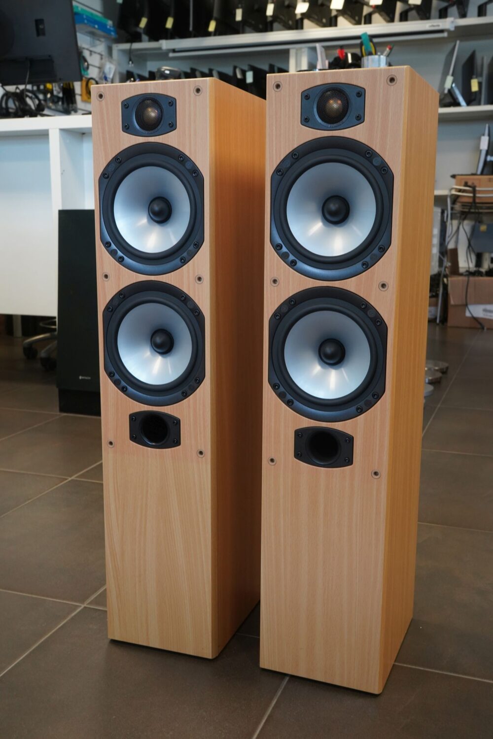 Monitor Audio Bronze B4 põrandakõlarid