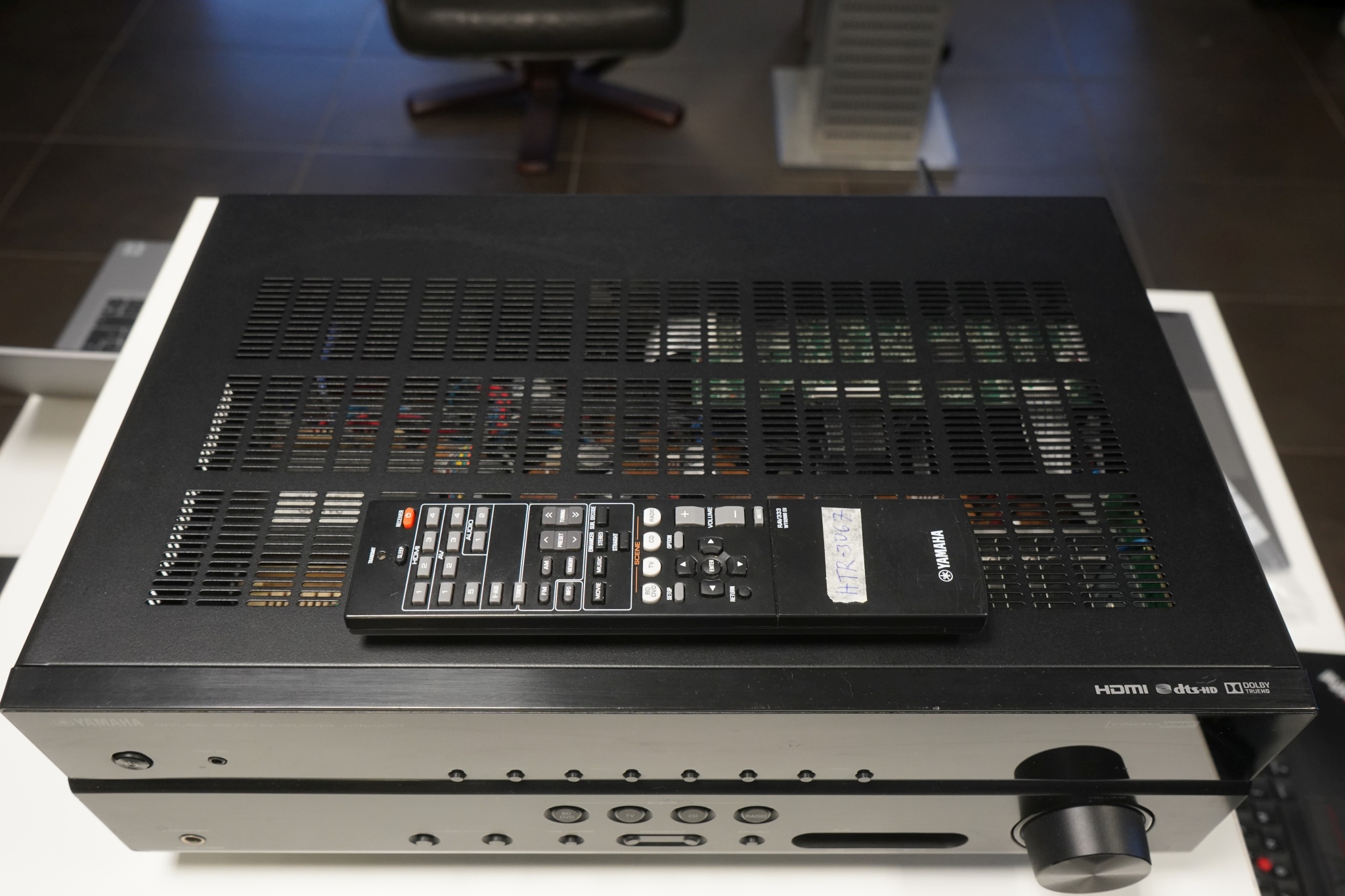 Yamaha HTR-3067 5.1 ressiiver - Image 2