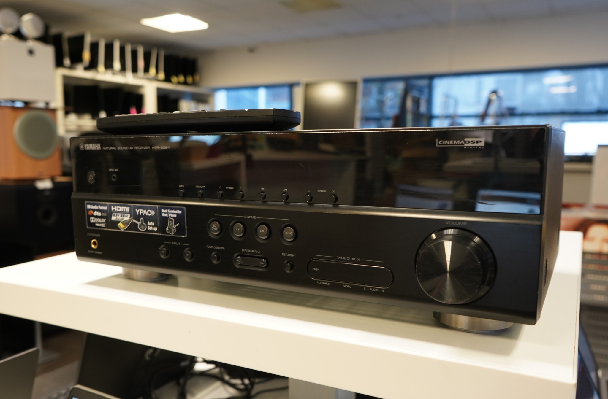 Yamaha HTR-3064 5.1 ressiiver