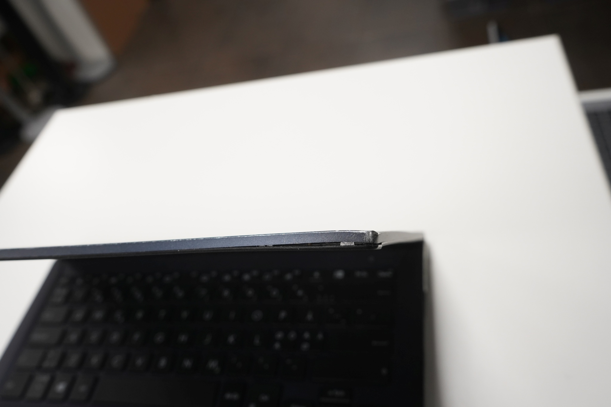 Asus ExpertBook B1400CEAE - Image 4